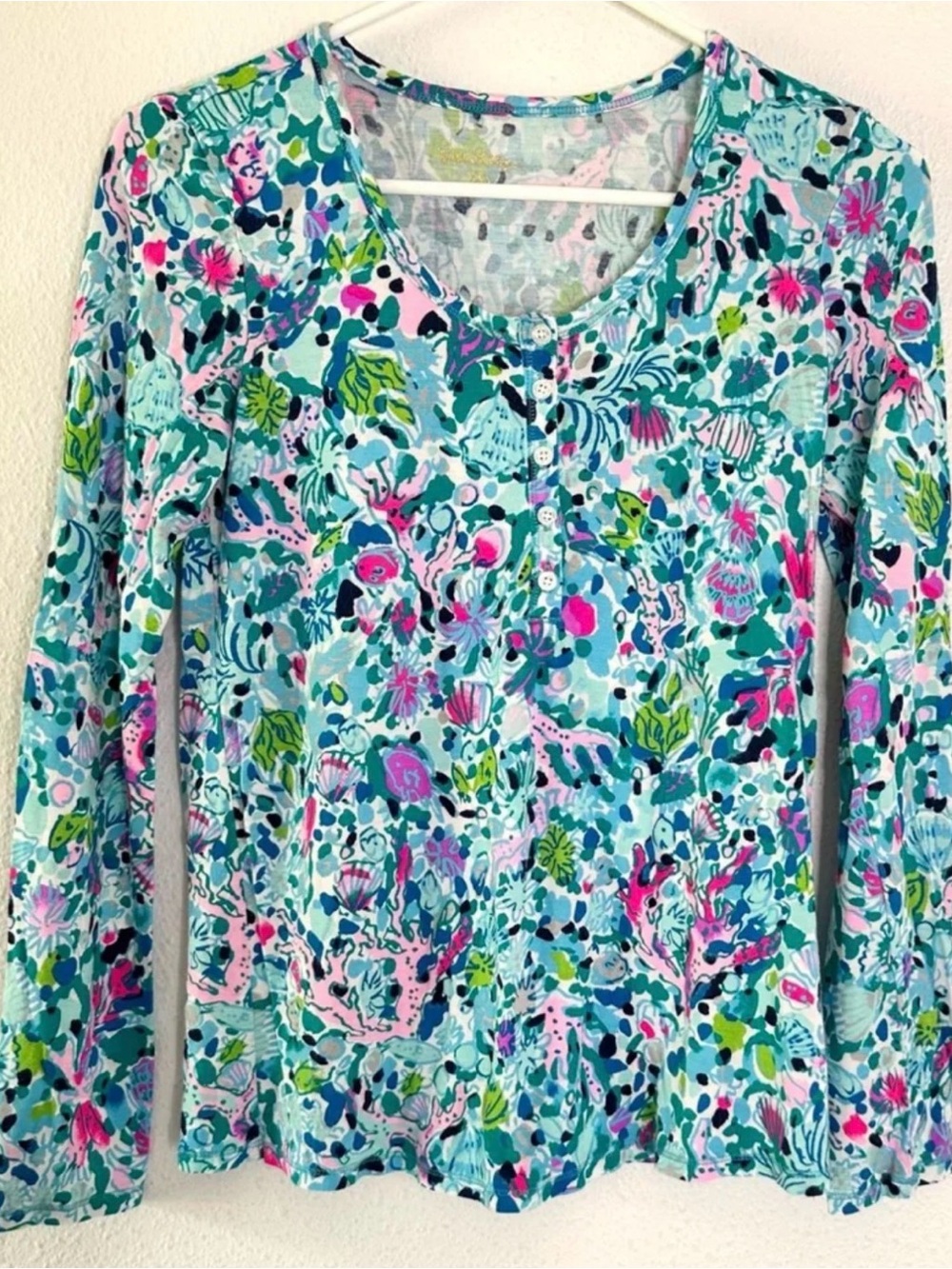 Lilly Pulitzer Multicolor Floral Long-Sleeve Henley top. XL